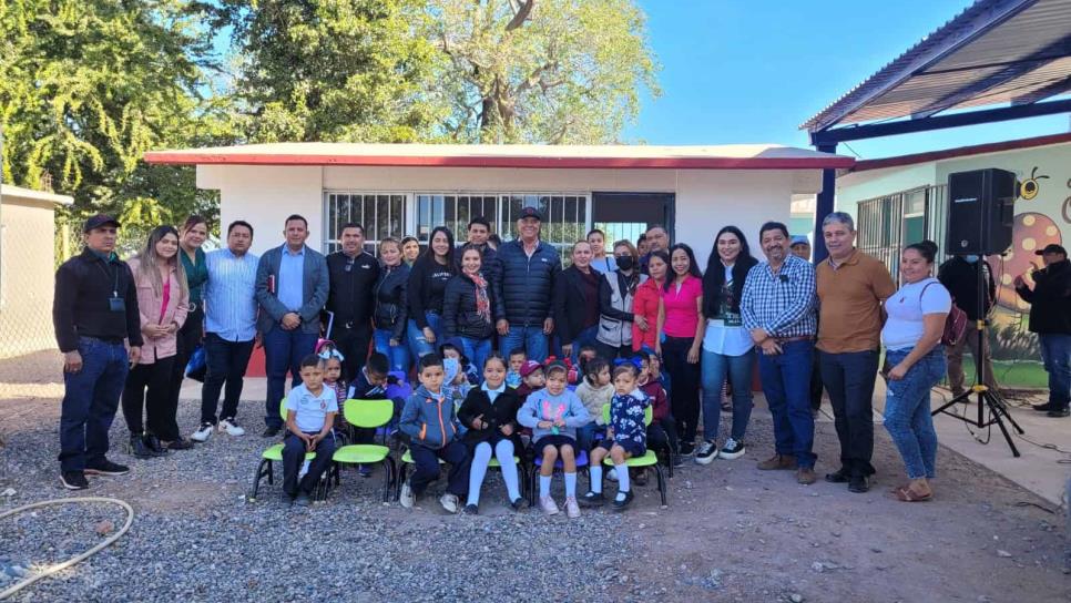 Entregan aula en preescolar Juan Escutia en el Kilómetro 19