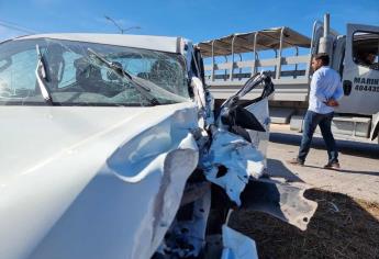 Síndico de Topolobampo resulta con lesiones leves tras chocar su camioneta contra vehículo de La Marina