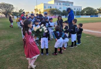 ¡Play ball!, inauguran torneos de beisbol en el Country Club en Los Mochis