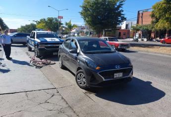 Atropellan a niña de 12 años que iba en bicicleta en Mazatlán; su estado de salud es grave