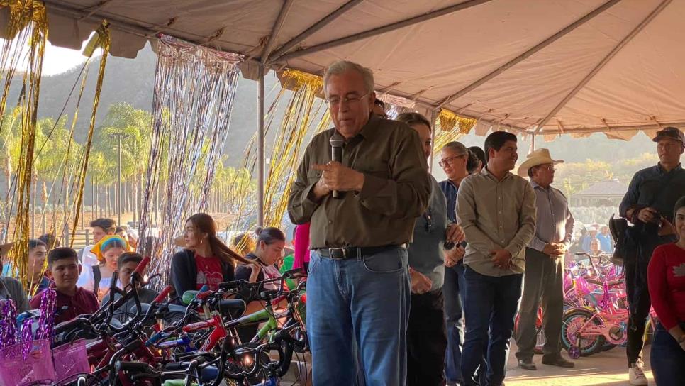 ¡Megaposada! DIF Sinaloa realiza una fiesta decembrina a niños de comunidades rurales