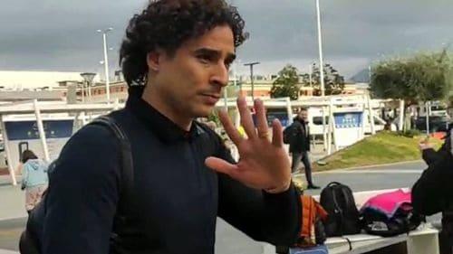 Guillermo Ochoa ya se encuentra en Italia