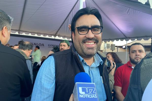 Juan de Dios Gámez exhorta a los culiacanenses pasar una Navidad responsable Juan de Dios Gámez exhorta a los culiacanenses pasar una Navidad responsable