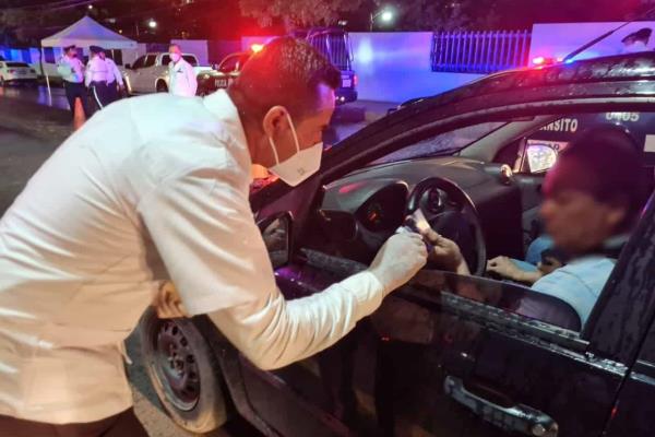 Instalan puntos de revisión médica en Culiacán para evitar accidentes en festejos navideños