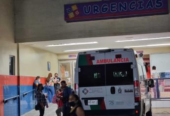 Menor de edad sufre quemaduras tras tronarle un cohete en la mano, en Culiacán