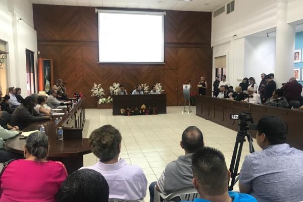 Pescadores de Mazatlán gestionan ante alcalde apoyos sociales y de vigilancia