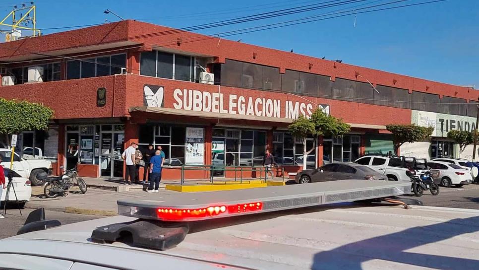 Evacuan subdelegación del IMSS en Los Mochis por amenaza de bomba