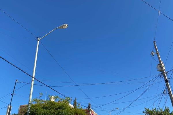 Vandalizan luminarias nuevas y cortan cableado en colonias de Mazatlán