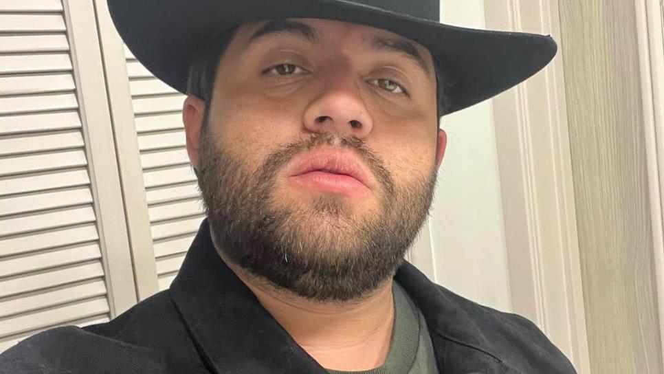 Luis R. Conriquez recibe carta en concierto y fans relacionan hecho con caso Chalino Sánchez