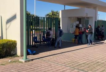 Personal y familiares de pacientes en hospitales de Mazatlán es retirado por violencia en Sinaloa