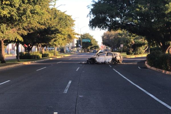 Reportan aún 6 bloqueos activos en Culiacán y Los Mochis