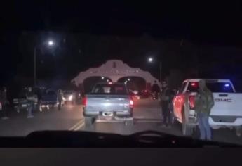 Continúan bloqueos en carreteras de Sinaloa