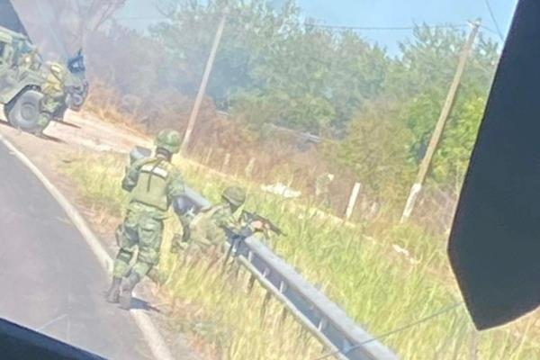 Reportan fuerte presencia militar en el sur de Sinaloa