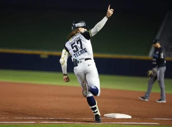 Sultanes vence a Algodoneros y alarga la serie al ponerla 3-2