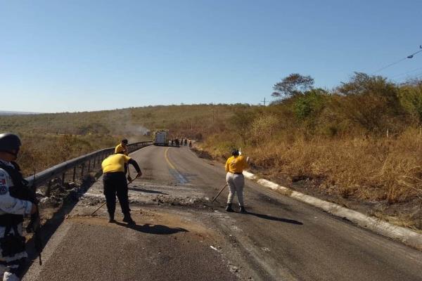 Recomiendan a conductores circular de día para evitar despojos de vehículos en Mazatlán