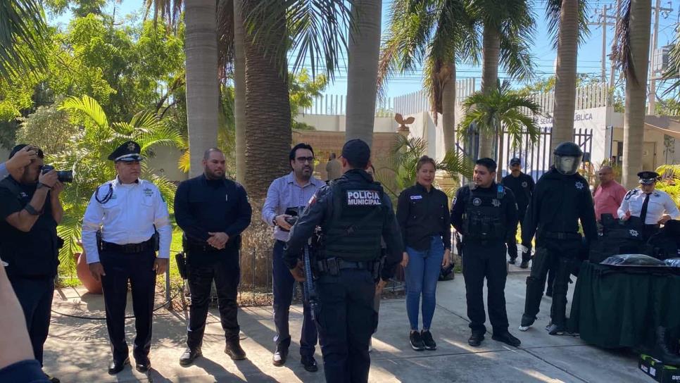 Entrega Ayuntamiento de Culiacán 21 mdp en equipamiento a Policías Municipales