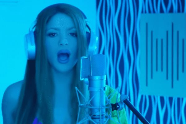VIDEO | Shakira estrena canción contra Piqué: Una loba como yo no es pa tipos como tú