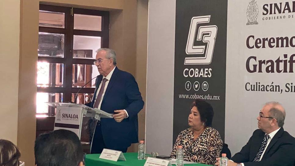 Entregan Gratificaciones por Jubilación a 69 Trabajadores de Cobaes