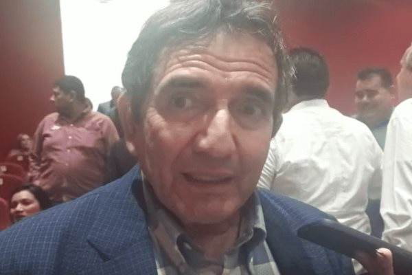 Adán Augusto hace campaña trabajando: Cuén