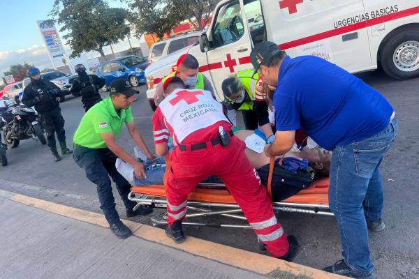 Motociclista sufre infarto en la calle; pierde la vida más tarde en el hospital