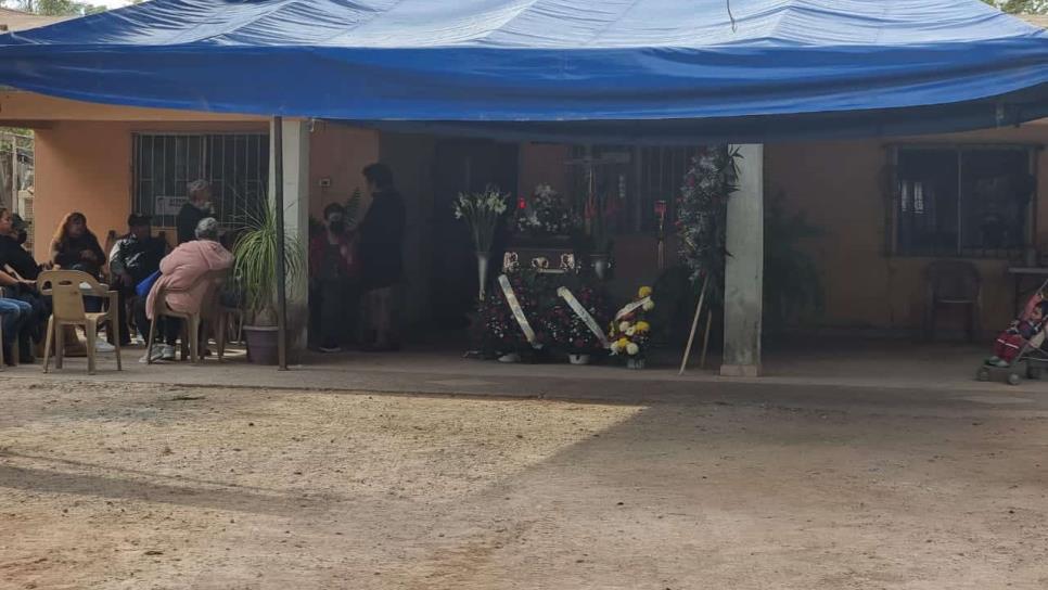 Funeraria se equivoca y entrega cuerpo equivocado; la familia se entera en pleno velorio