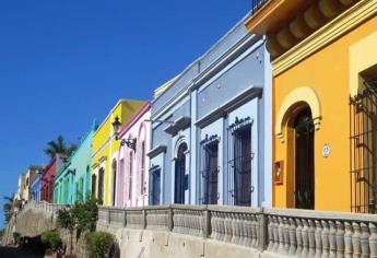 La calle de las fotografías del recuerdo en Mazatlán