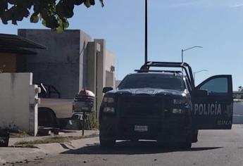 A mano armada despojan camioneta a cargo del Isife, en Culiacán