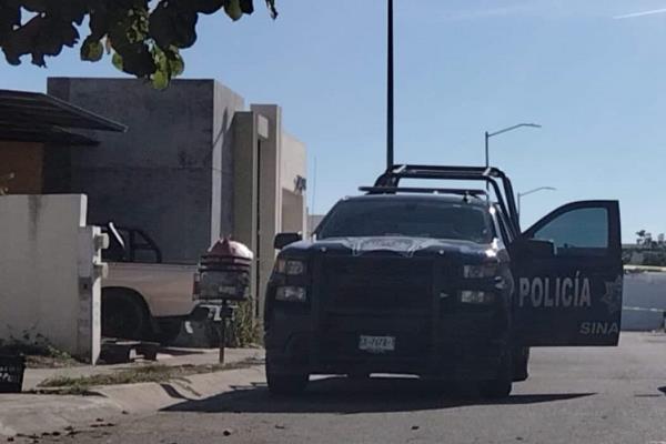 A mano armada despojan camioneta a cargo del Isife, en Culiacán