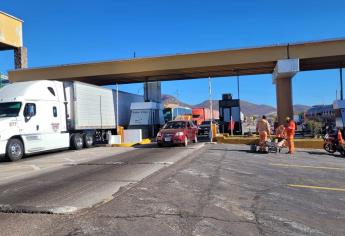 Usuarios denuncian malas condiciones de carreteras de Sinaloa ante aumento en peaje