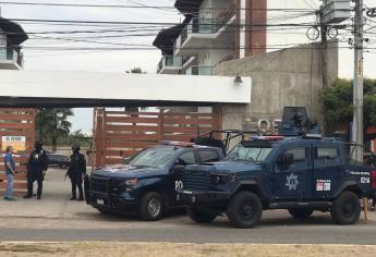 Militares y Policía Estatal realizan operativo sorpresa frente a departamentos en Bacurimí