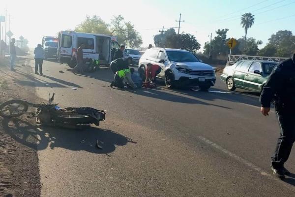 Embiste a dos motociclistas en el ejido Olas Altas, en el municipio de Ahome