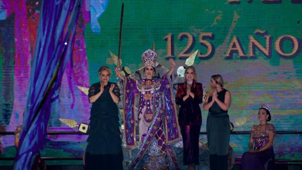 Mazatlán tiene nueva Reina del Carnaval; coronan a Alejandra l