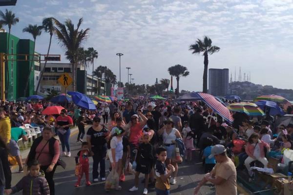 Alcalde de Mazatlán reconoce déficit de elementos de tránsito para el Carnaval