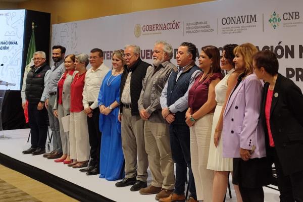 Se compromete gobernador a erradicar desapariciones en Sinaloa