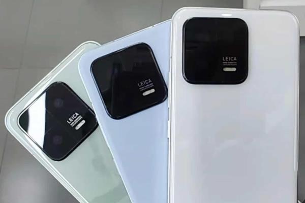 Samsung Galaxy Z Fold4 vs Xiaomi 13 Pro: características y precio