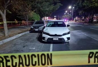 Fiscalía busca al conductor que atropelló a maestra en Culiacán