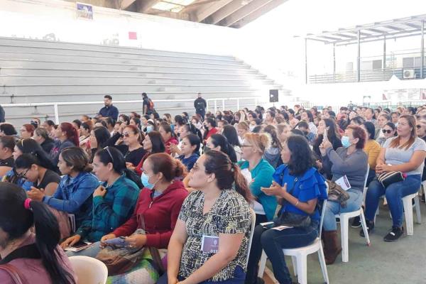Arranca «Programa de Apoyo Económico a Madres Solteras»; se benefician 200 mujeres mazatlecas