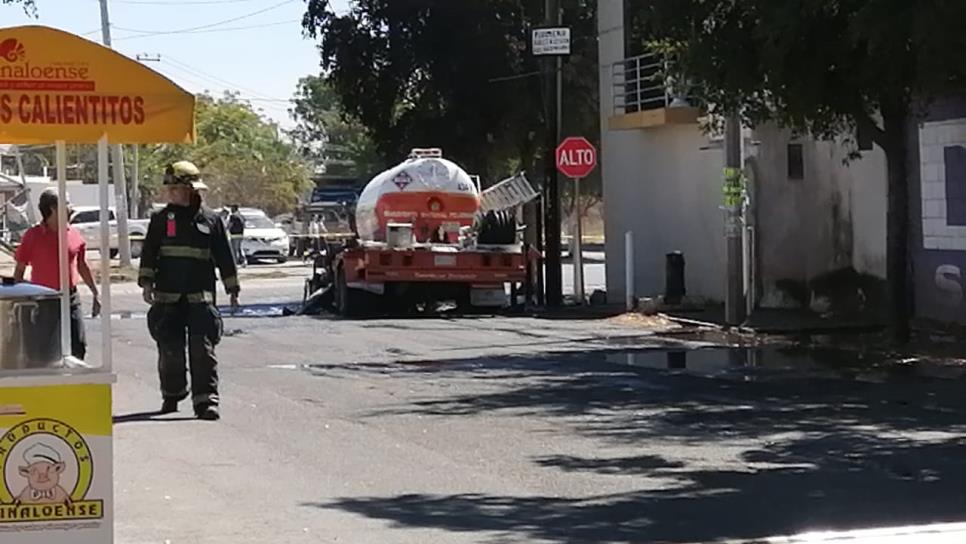 Incendio en pipa de gas genera alarma en el sector sur de Culiacán