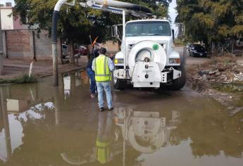 «En fila» 900 reportes de fugas y drenajes colapsados ante JAPAMA