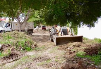 Obras Públicas realiza limpieza de canales pluviales en Mazatlán