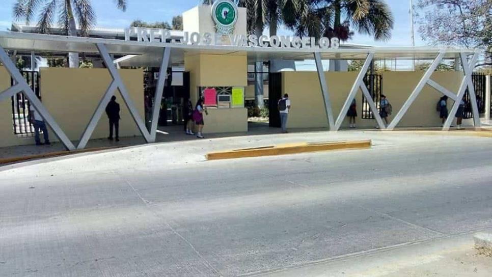 Preparatoria de Mazatlán impidió protestas del 8M; alumnas denunciaron casos de acoso