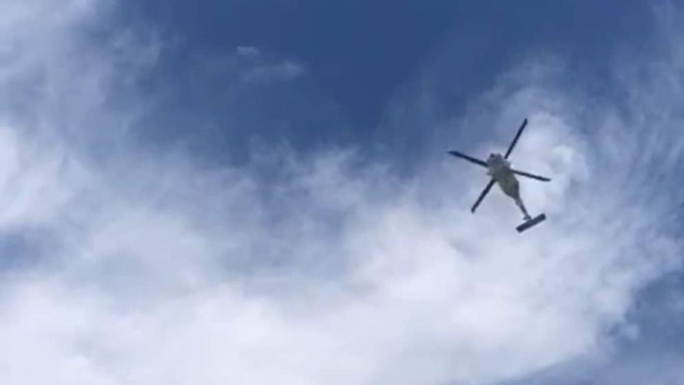 Helicóptero de la Marina sobrevuela el sector norte de Culiacán Helicóptero de la Marina sobrevuela el sector norte de Culiacán