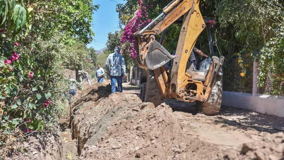 Supervisan obras en 7 comunidades rurales de Ahome