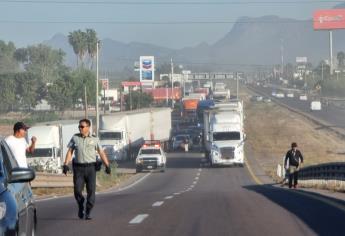 Choque y dos carambolas entre 9 vehículos en la México 15