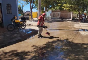 Todavía no llegan las lluvias y hay calles inundadas en Los Mochis