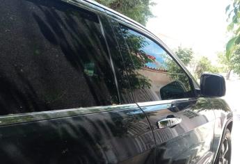 Suman 18 conductores multados por vehículos polarizados en Mazatlán