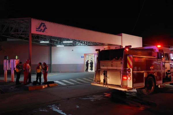 Un corto circuito fue la causa del intenso humo en el Hospital General de Los Mochis