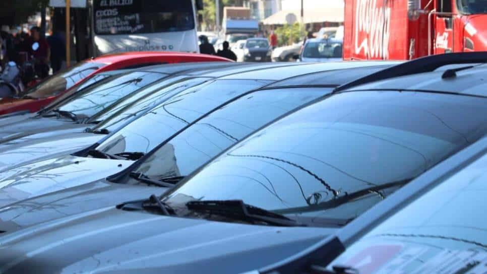 Polarizado: Cómo ponérselo a tu auto en tu propia casa