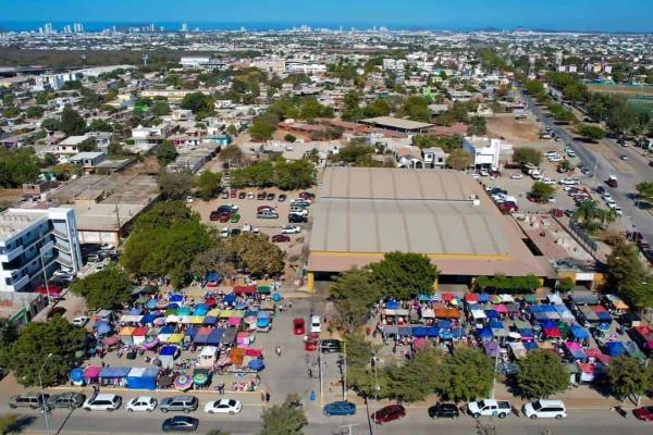 Piden la reubicación de tianguistas del Mercado Flores Magón en Mazatlán