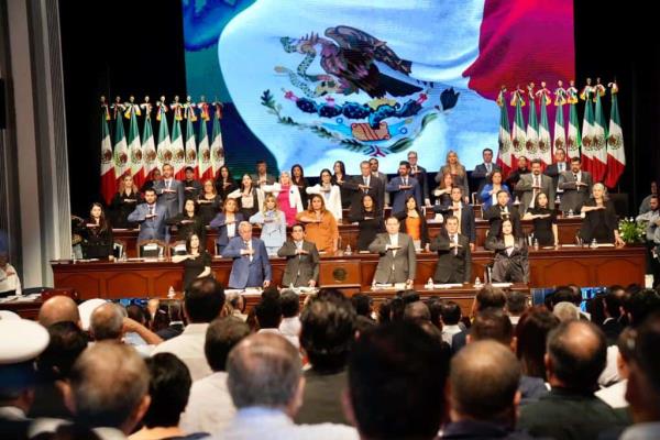 Nombran oficialmente a Mazatlán como Puerto Heroico por el Congreso del Estado